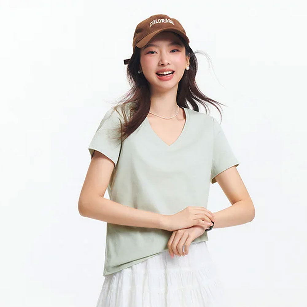 Antibacterial V-Neck Moisture-Wicking T-shirt